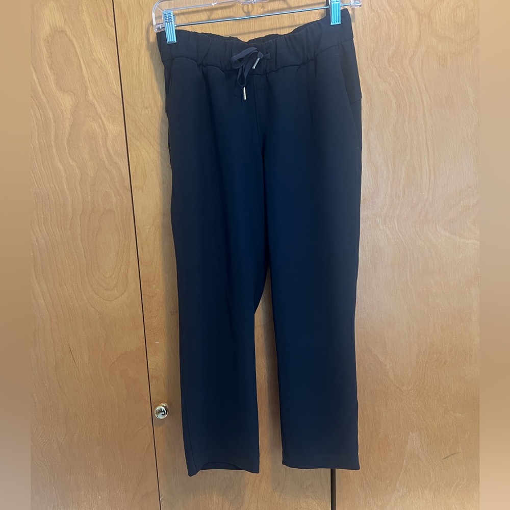 Lululemon Women’s Black On The Fly Pants Size 4